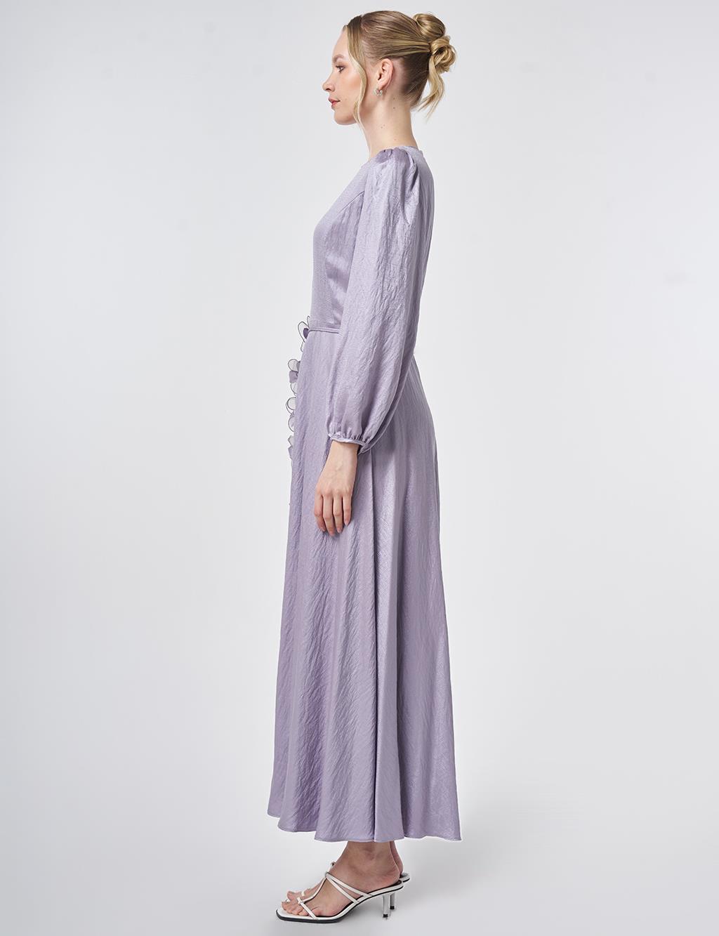 Çiçek Detaylı Saten Elbise Lila 