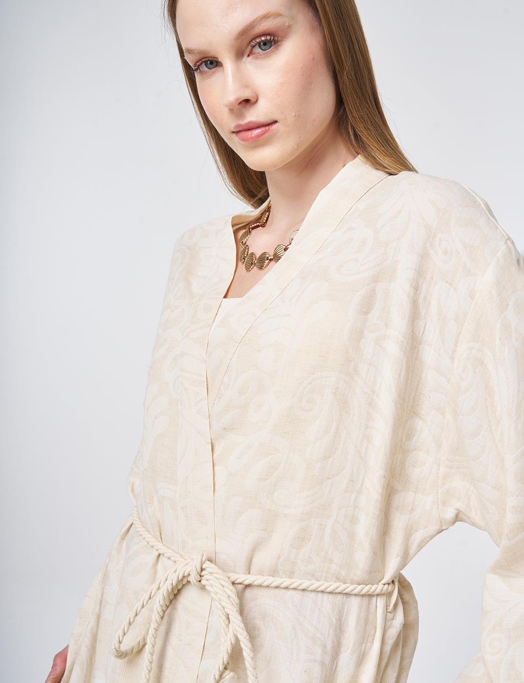 Bilekleri Püsküllü Kimono Krem 