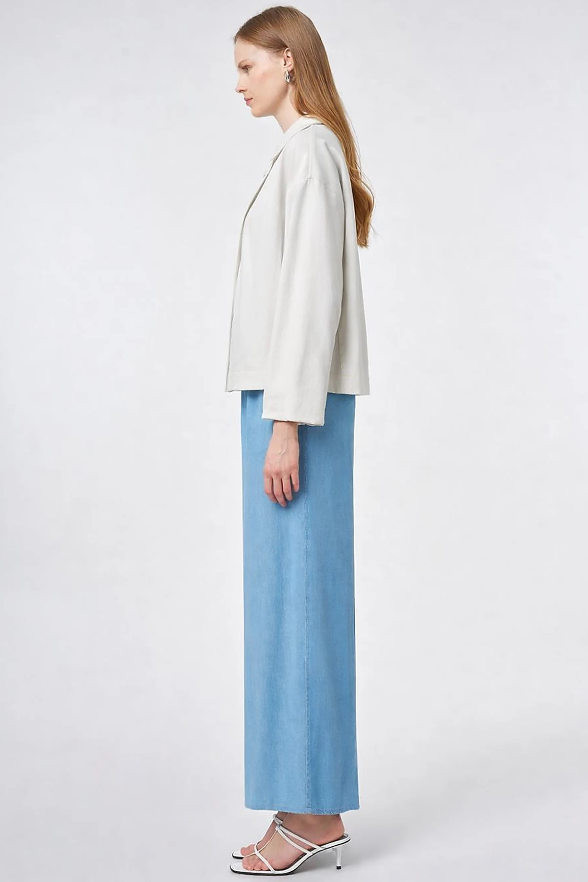 Zip-Closure Non-Denim Cropped Jacket in Gray
