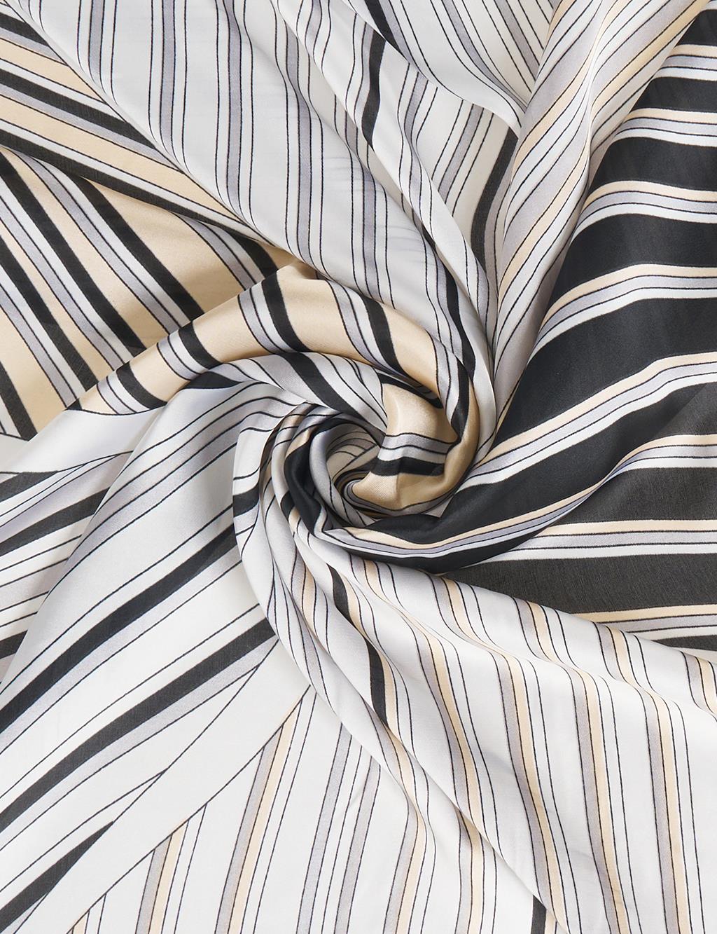 Grey Striped Pattern Scarf