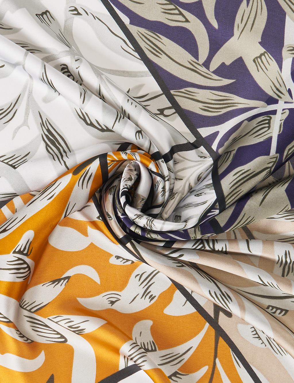 Grey-Yellow Leaf Pattern Scarf