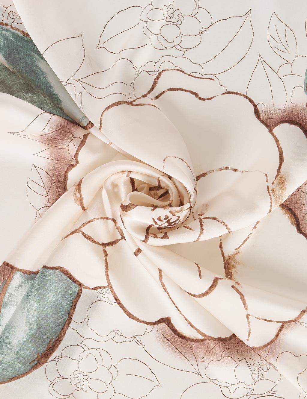 Grey Rose Pattern Scarf