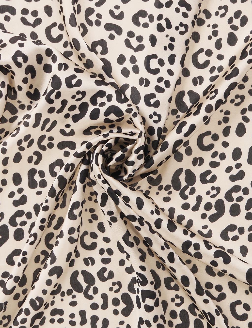 Brown-Cream Leopard Print Scarf