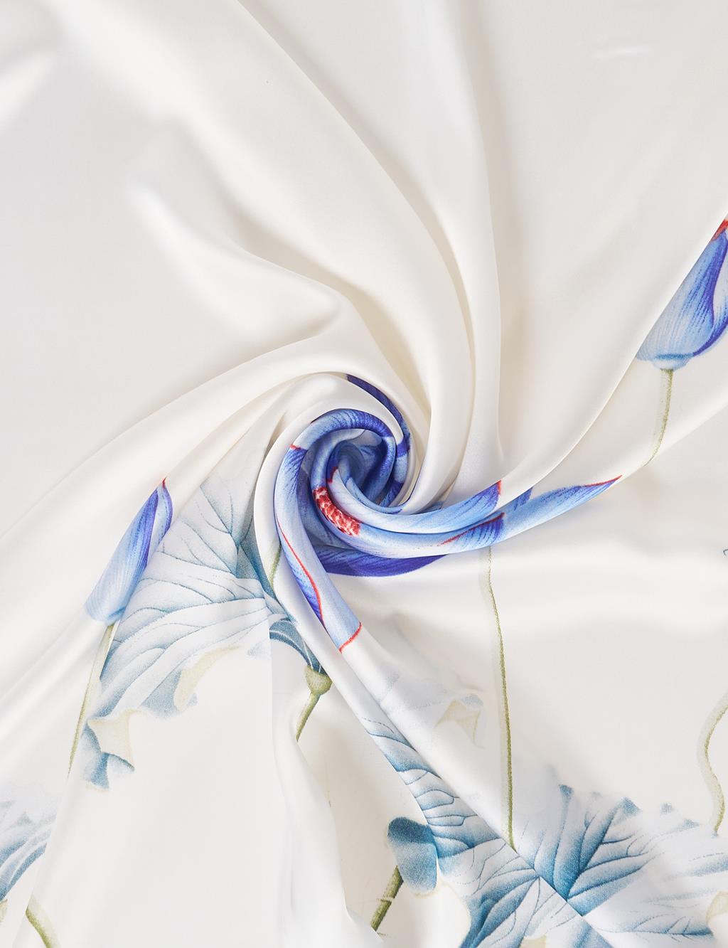 White-Ice Blue Lotus Flower Pattern Scarf