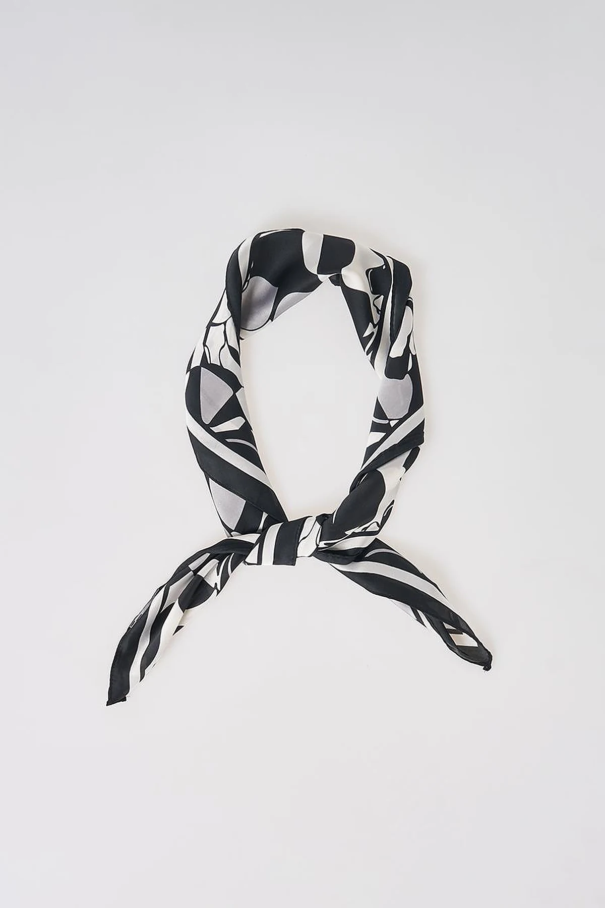 Black-Optic White Floral Pattern Scarf
