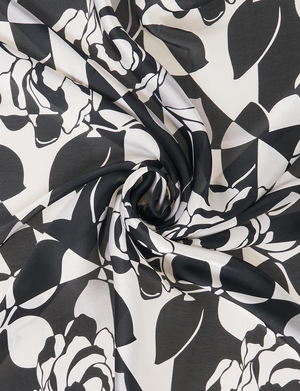 Black-Optic White Floral Pattern Scarf