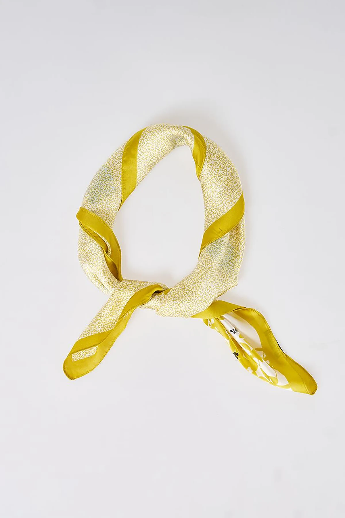 Yellow-Optic White Wildflower Pattern Scarf