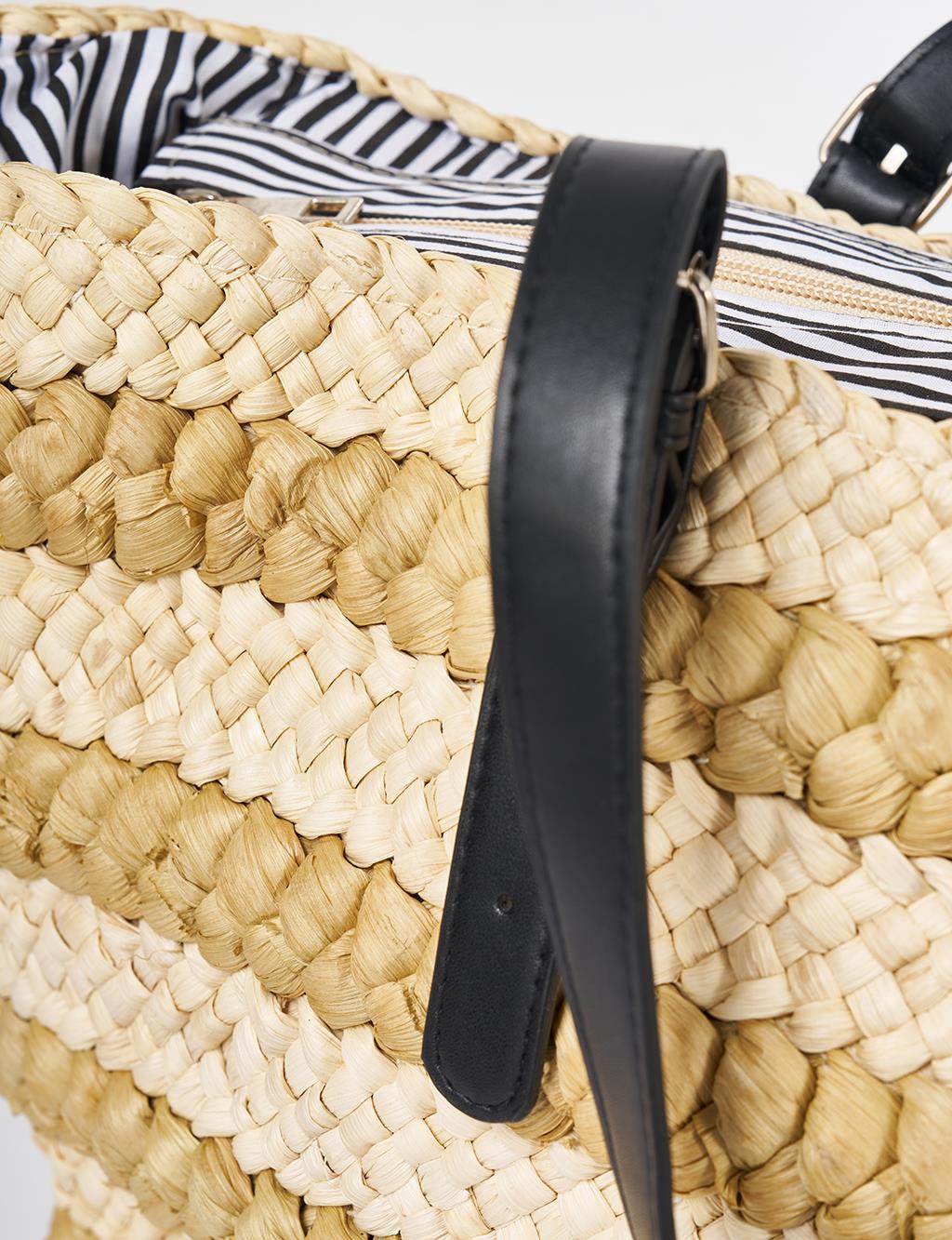 Cream Straw Shoulder Bag