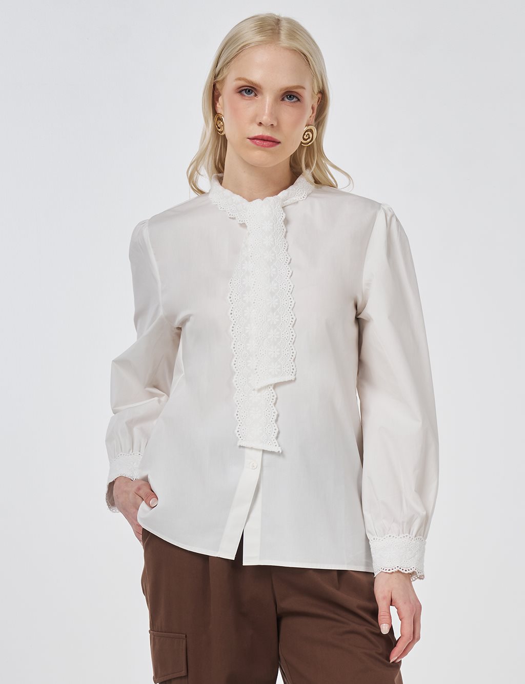 100% Cotton Lace-Trimmed Blouse Optic White
