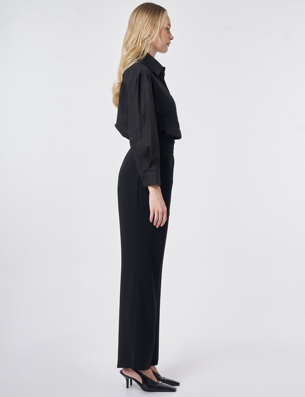 Pleated Crepe Trousers Black