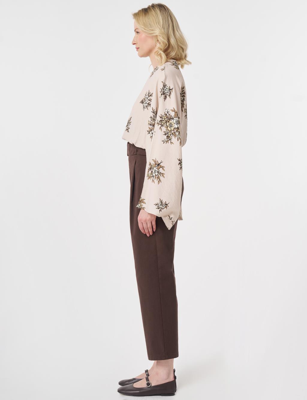 Belt-Detail Viscose Trousers Brown