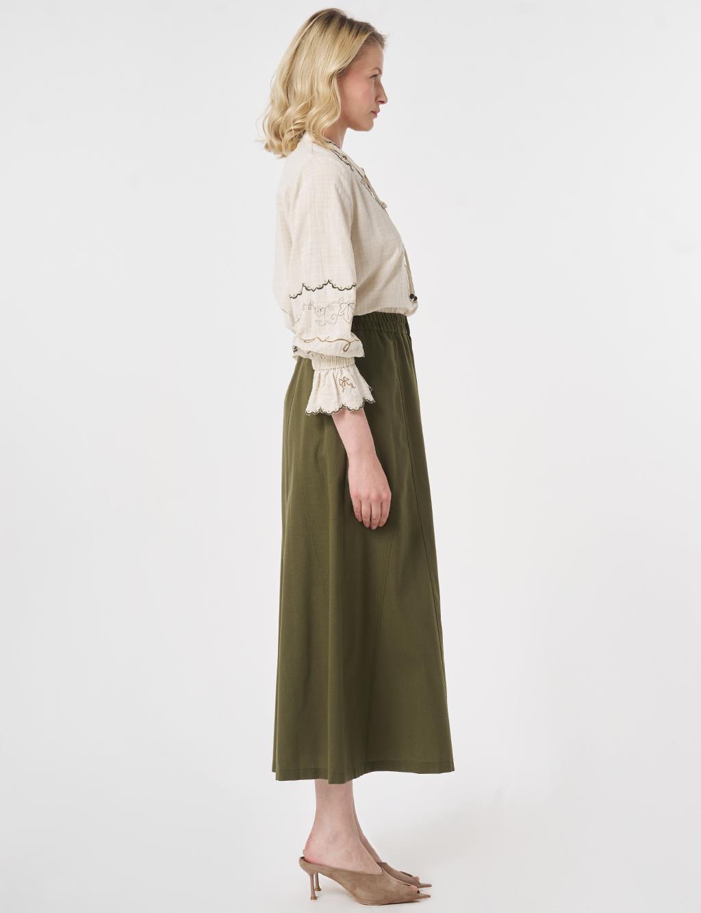 Piece Stitched Bell Skirt Khaki