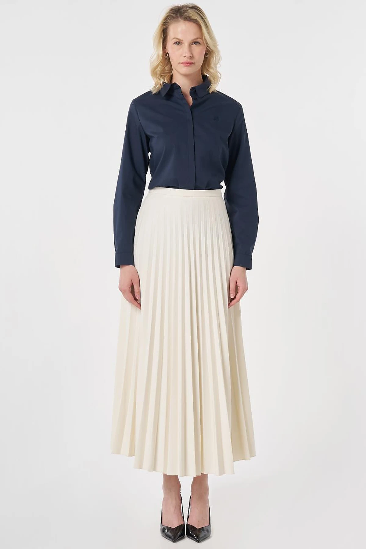 Zipped Pleated Skirt Ecru