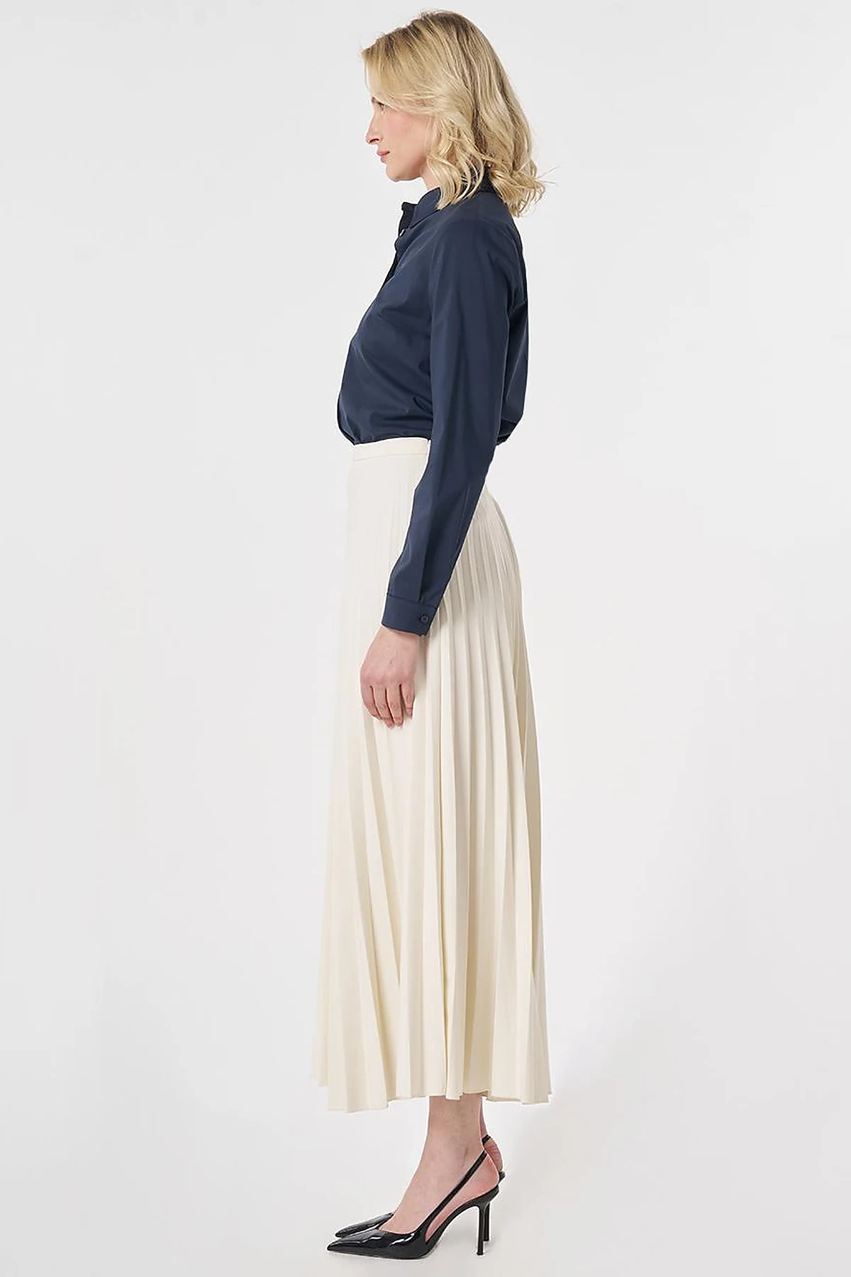 Zipped Pleated Skirt Ecru