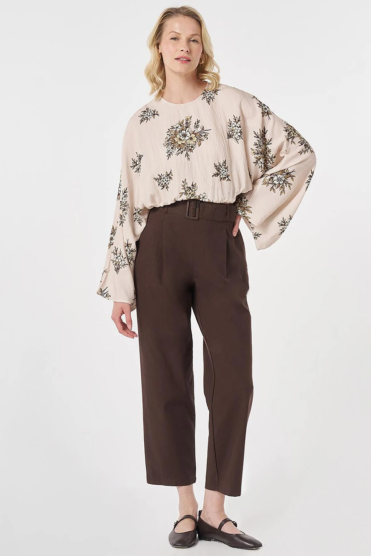 Belt-Detail Viscose Trousers Brown