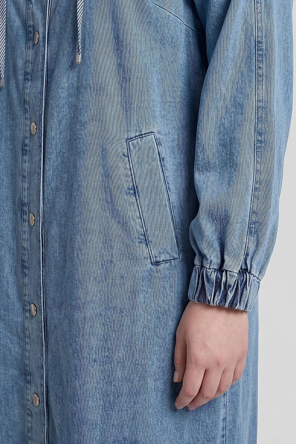 Hooded Denim Throw-On Jacket Blue