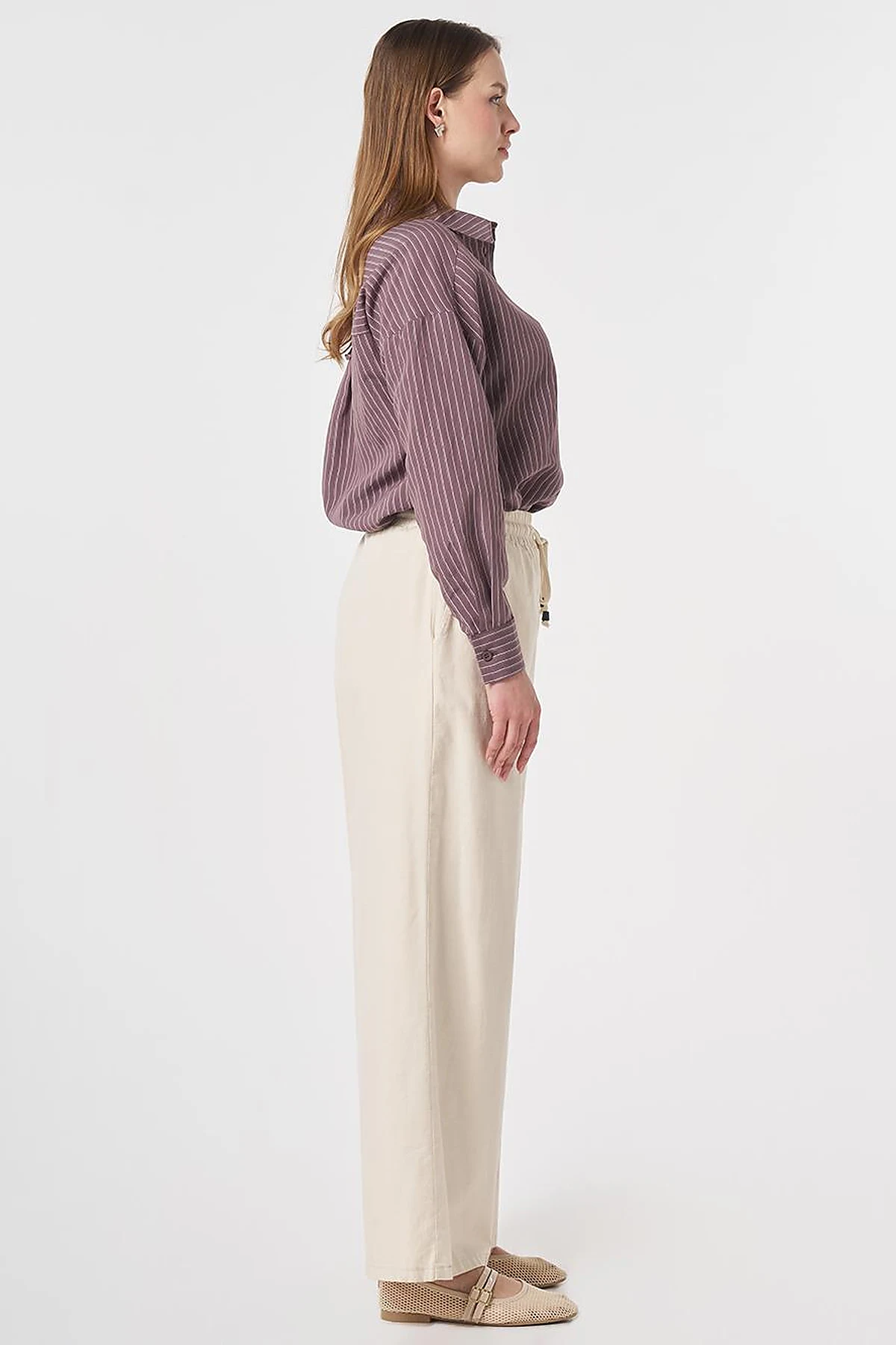 Elastic Waist Relaxed Fit Pants Cream