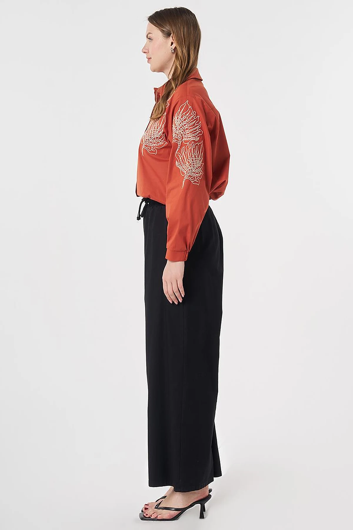 Elastic Waist Relaxed Fit Pants Black