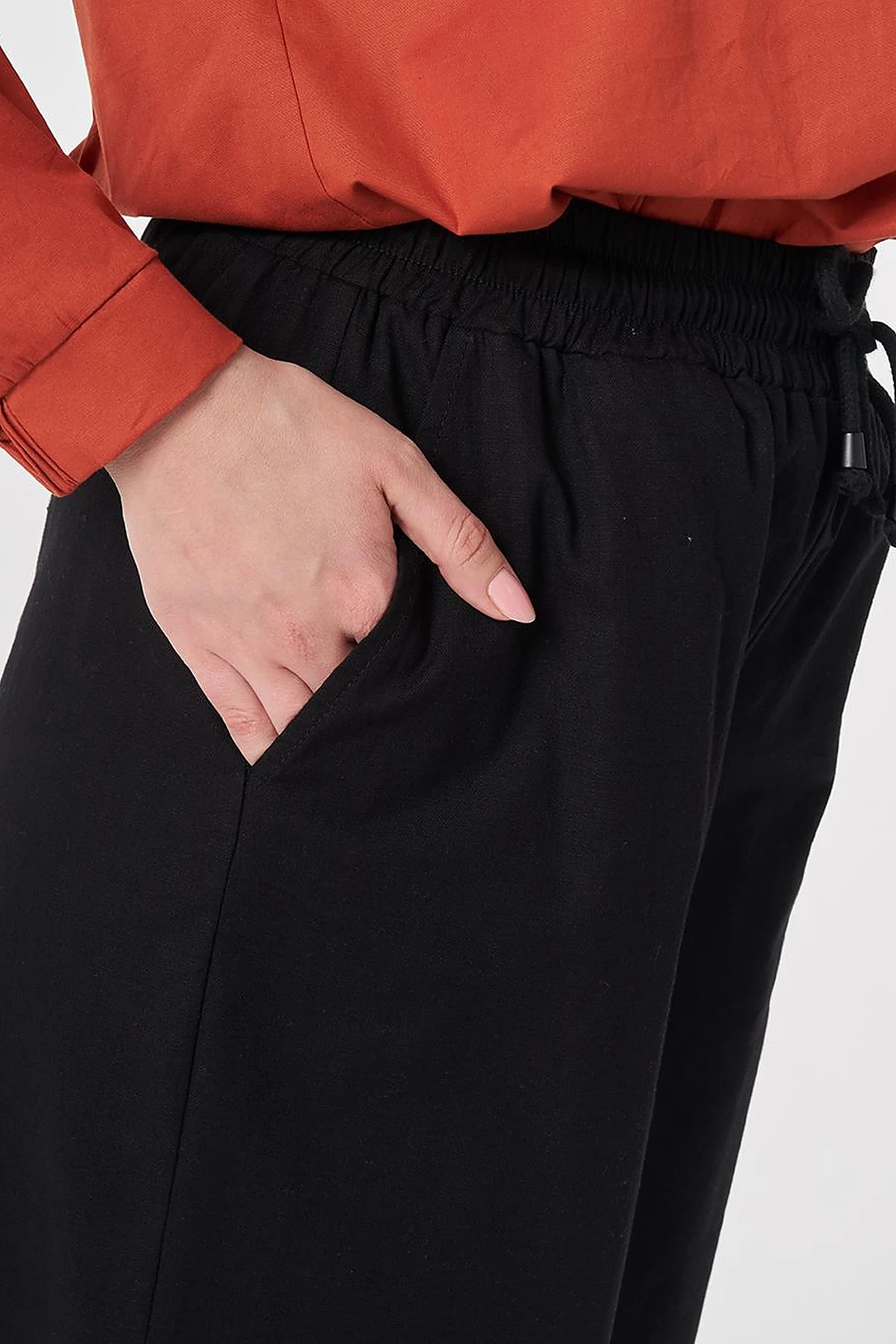 Elastic Waist Relaxed Fit Pants Black