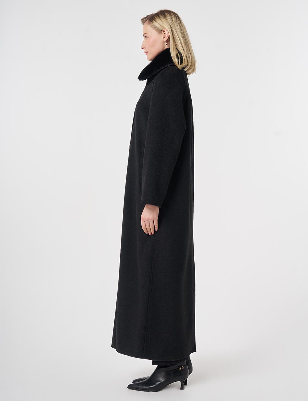 Long Wool Coat with Fur Collar Black