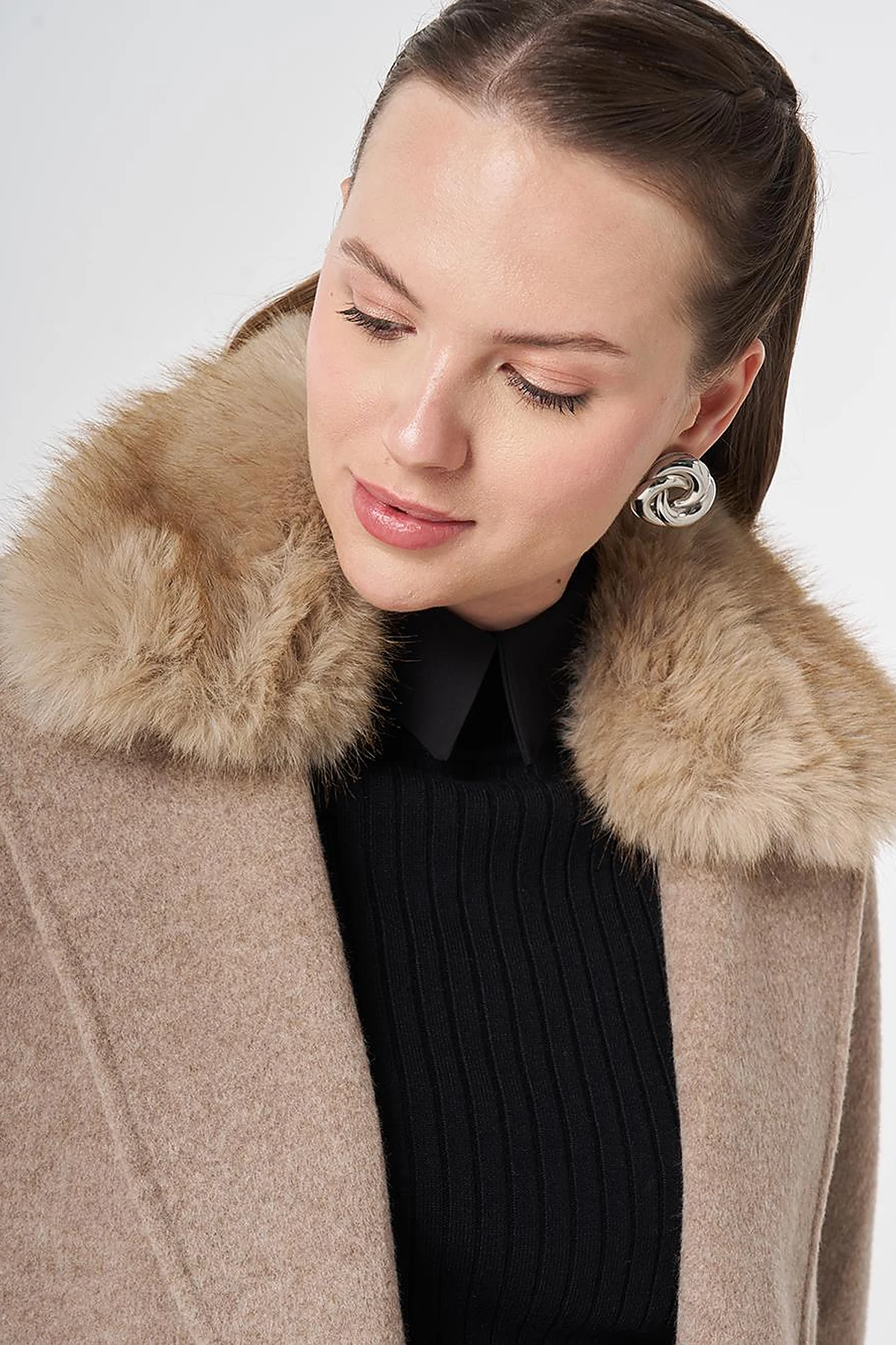 Detachable Faux Fur Collar Wool Coat in Dark Mink