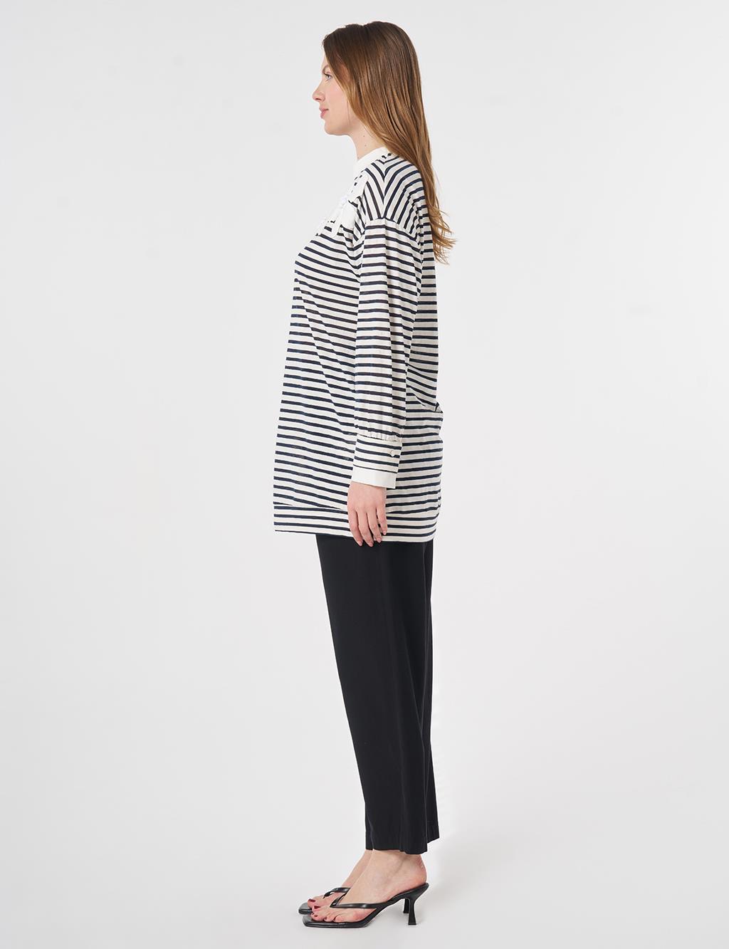 Embroidered Appliqué Stripe Pattern Knitted Sweatshirt Dark Navy