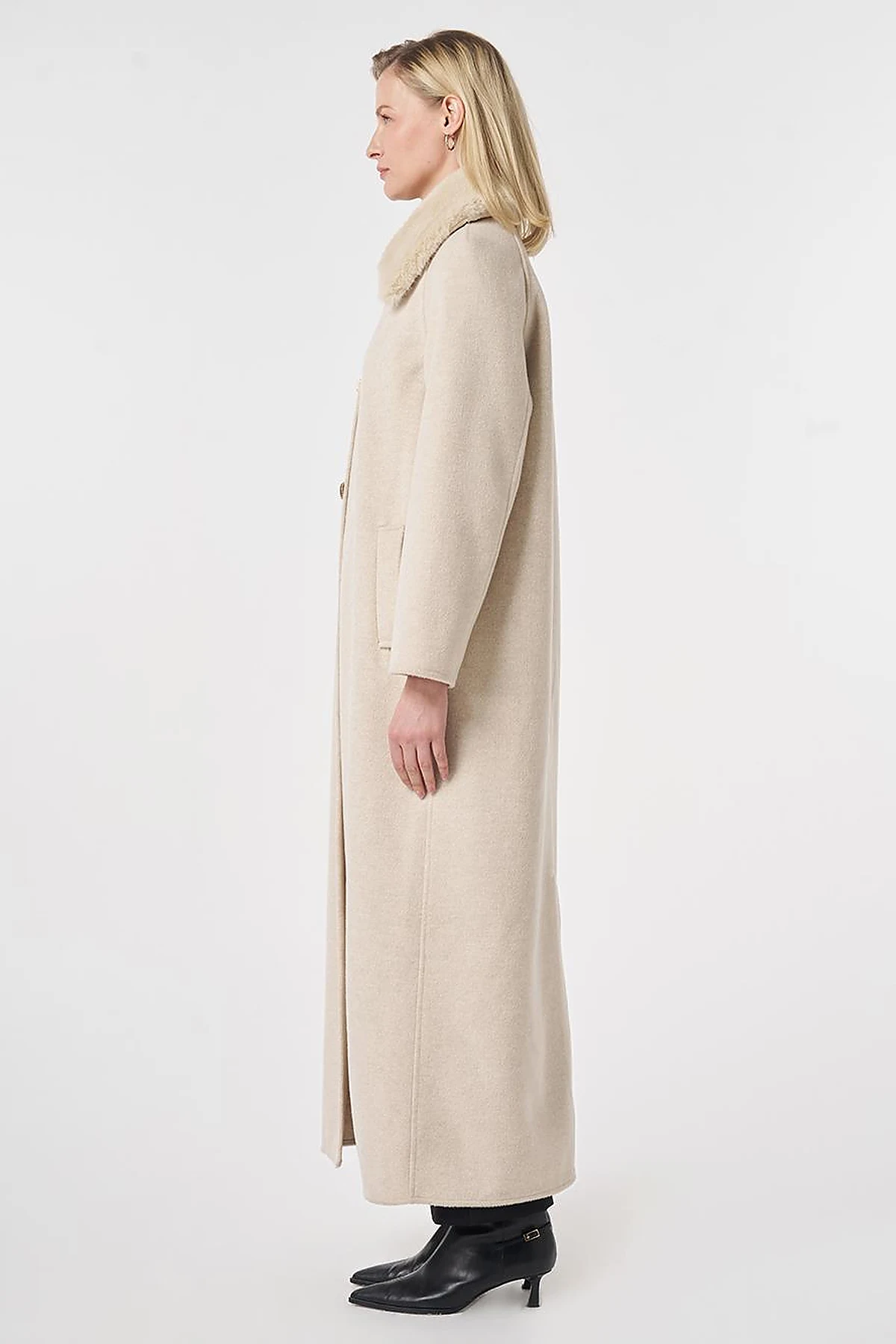 Long Wool Coat with Fur Collar Cream 