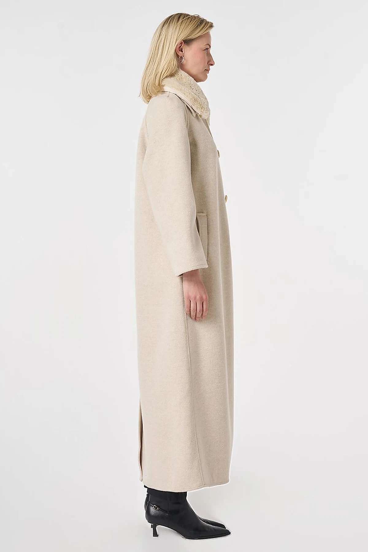 Long Wool Coat with Fur Collar Cream 