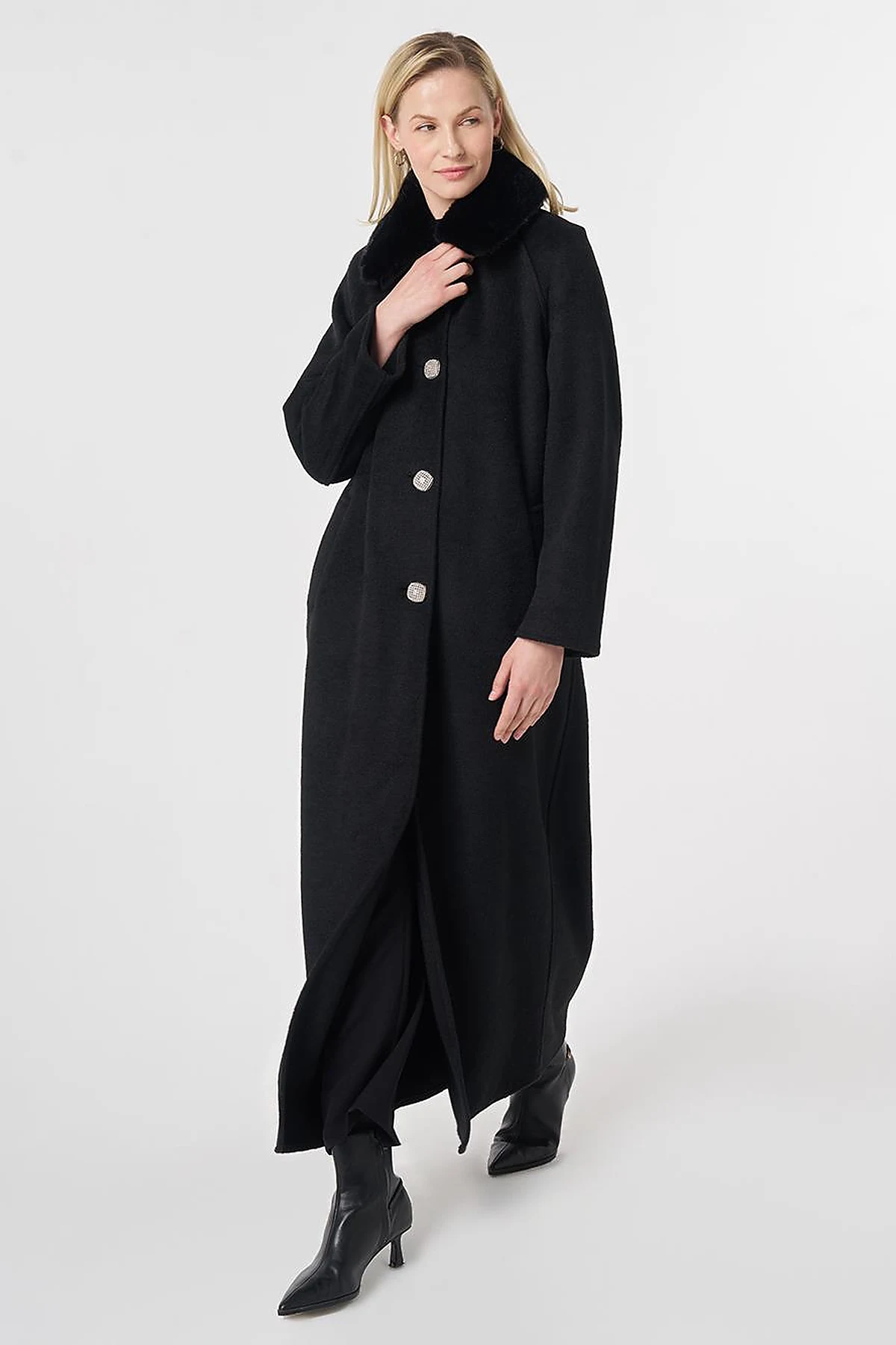 Long Wool Coat with Fur Collar Black
