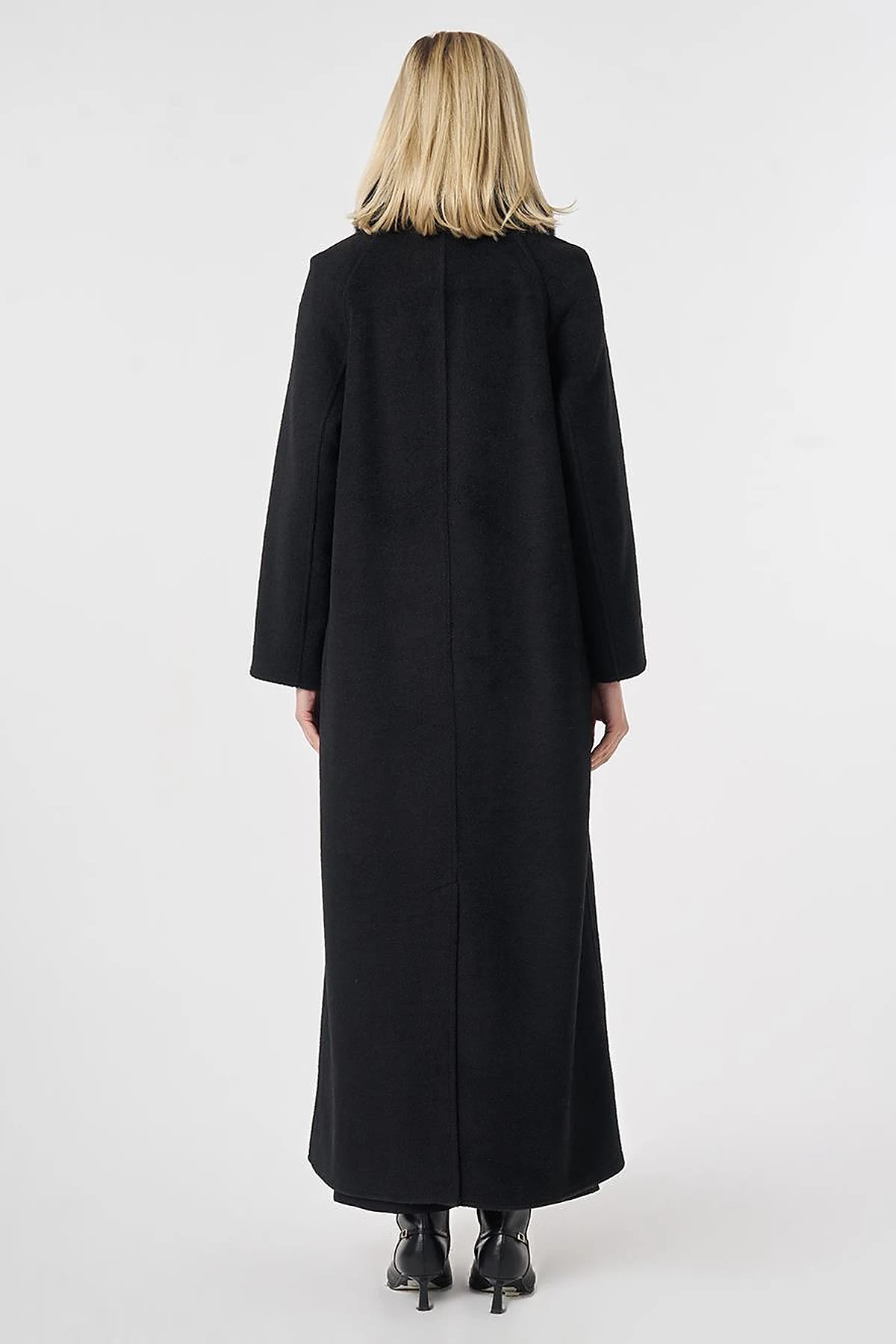 Long Wool Coat with Fur Collar Black