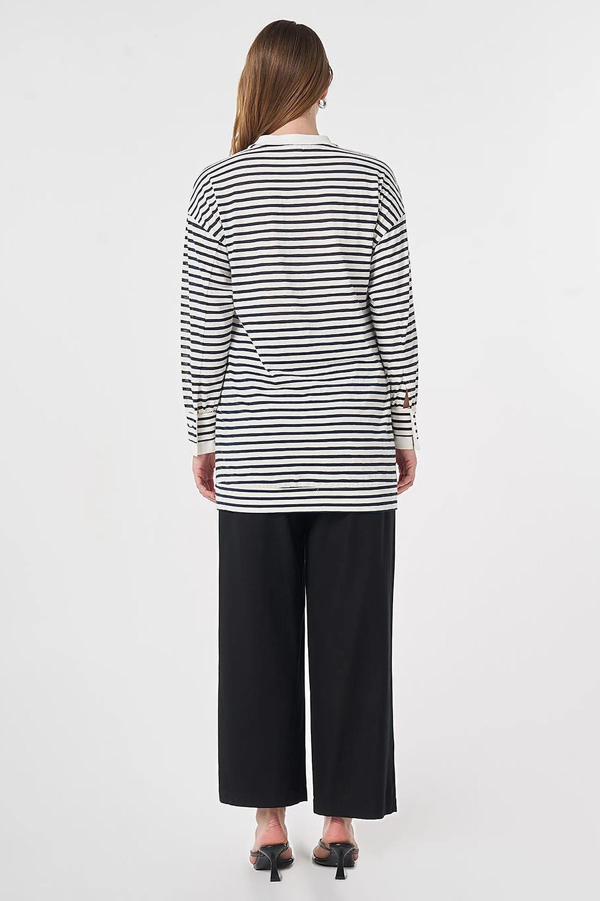 Embroidered Appliqué Stripe Pattern Knitted Sweatshirt Dark Navy