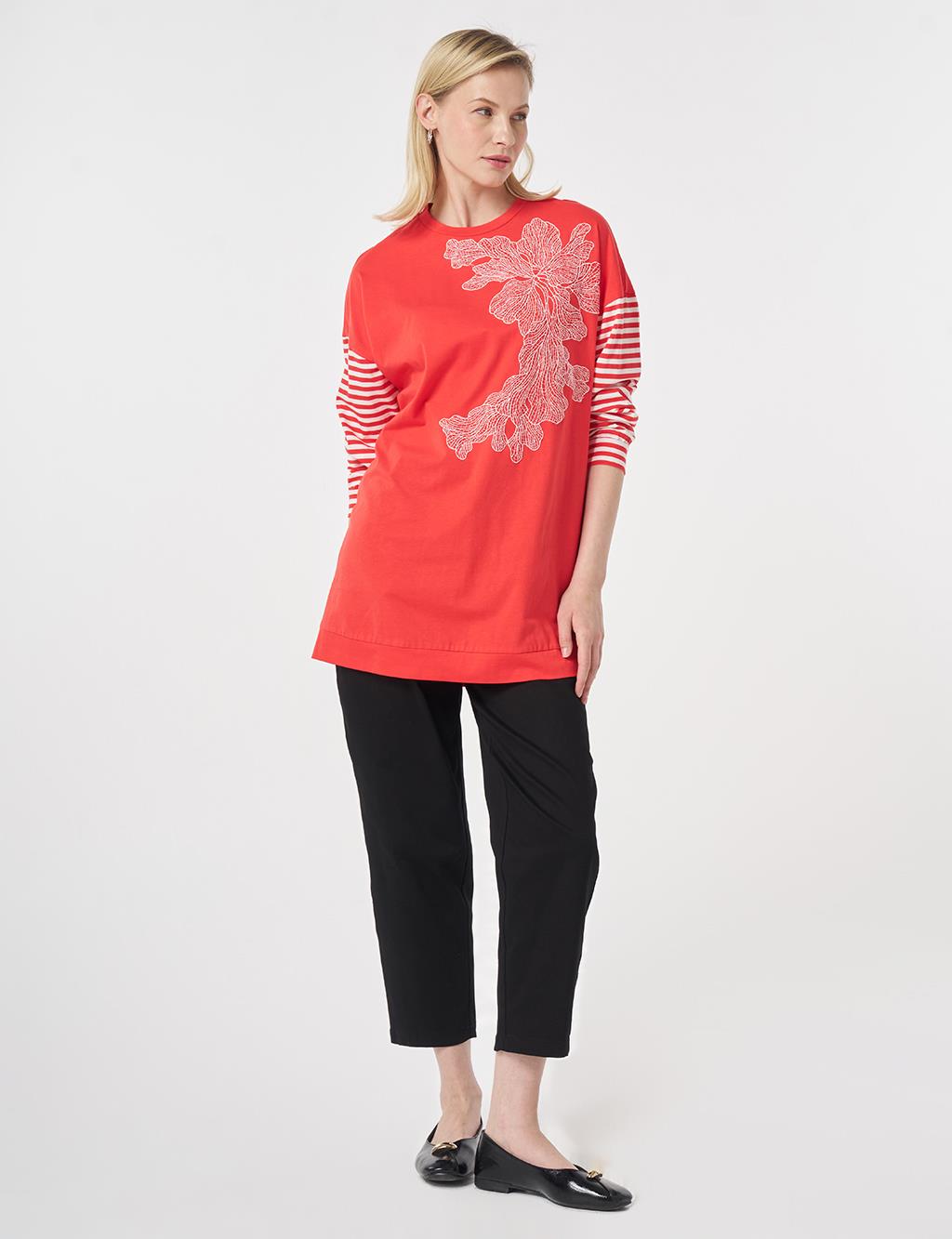 100% Cotton Embroidered Sweatshirt Red