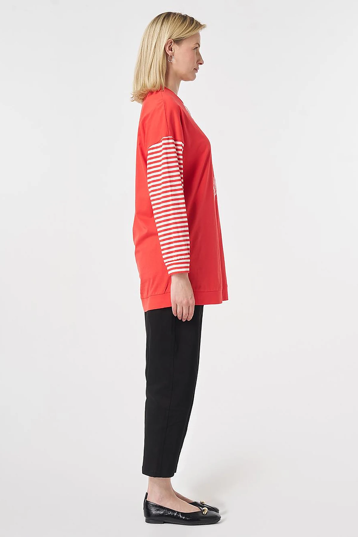 100% Cotton Embroidered Sweatshirt Red