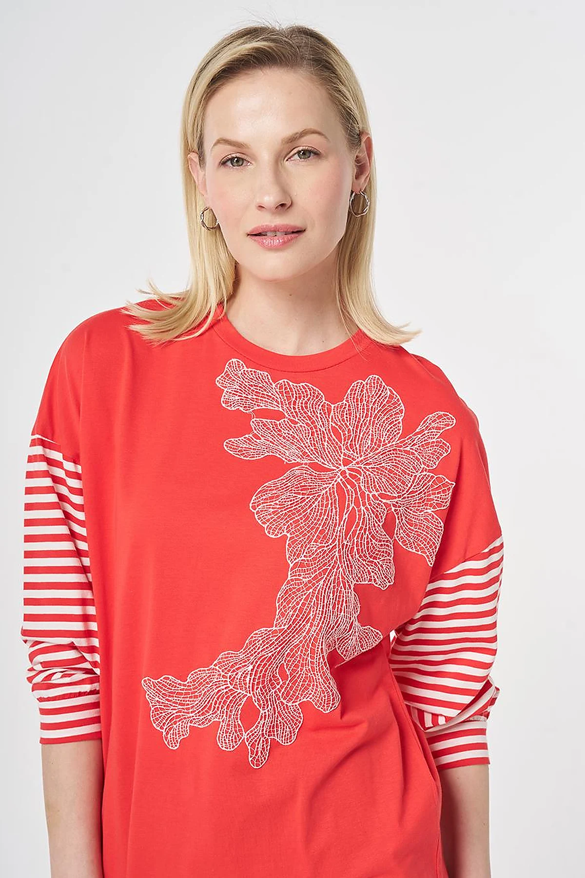 100% Cotton Embroidered Sweatshirt Red