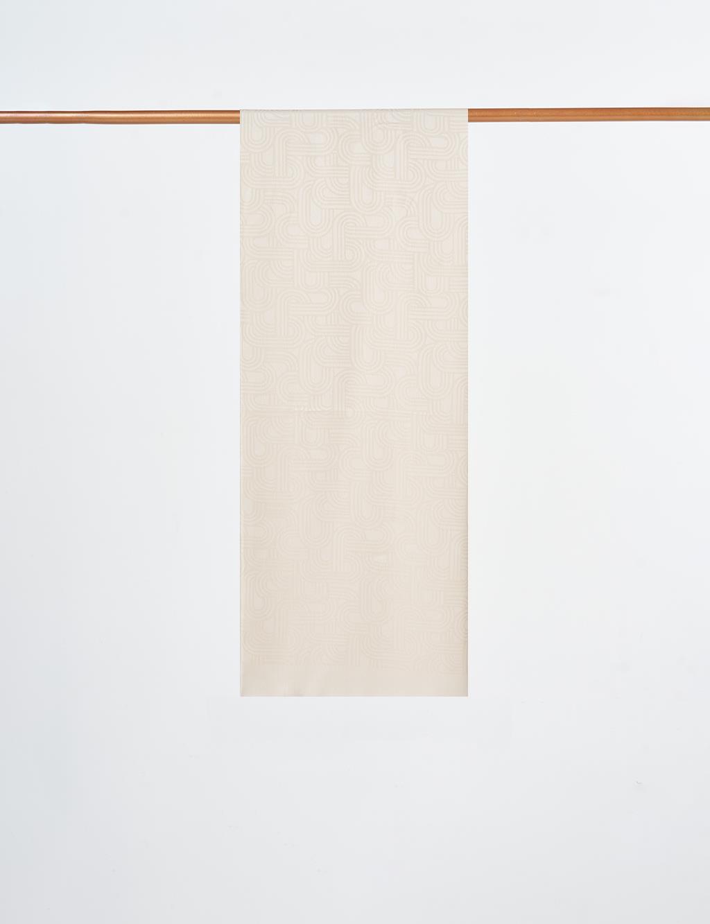Geometric Pattern Shawl Stone