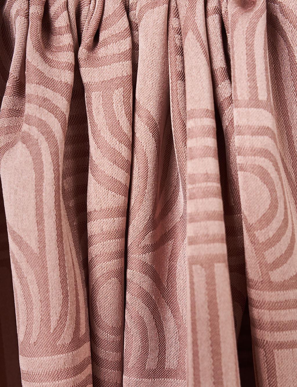 Geometric Pattern Shawl Milk Coffee