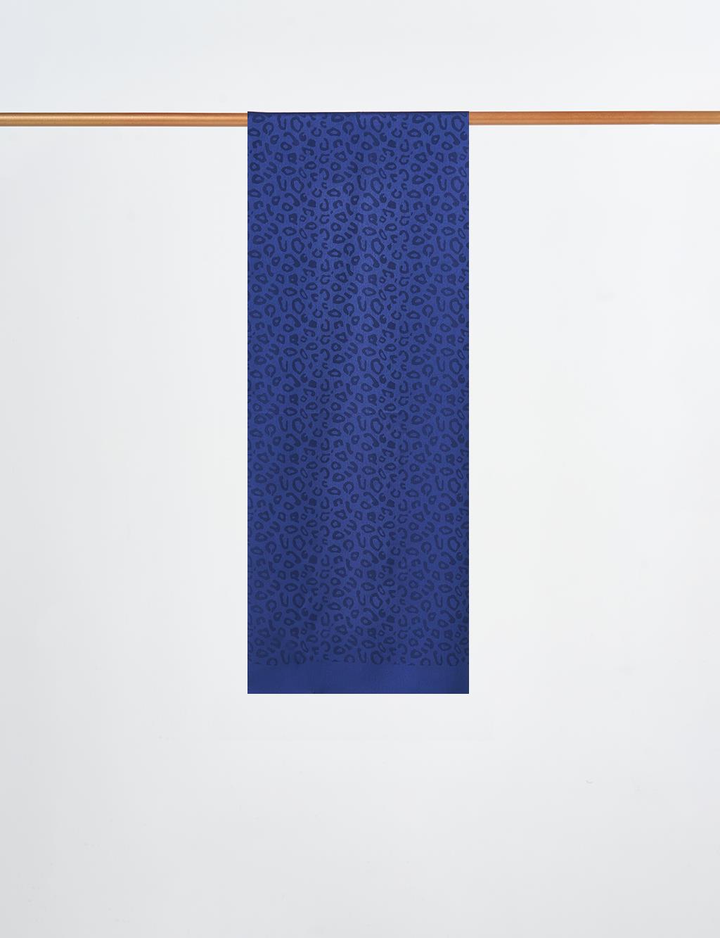 Leopard Pattern Shawl Blue