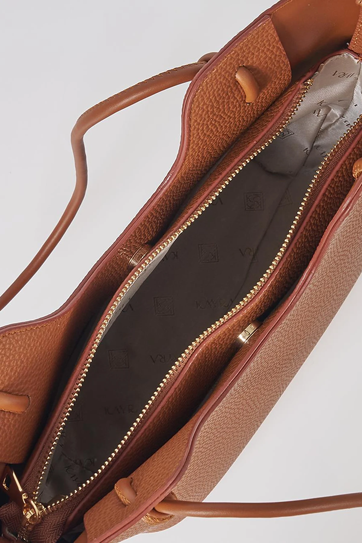 Knot-Detail Shoulder Bag Tan
