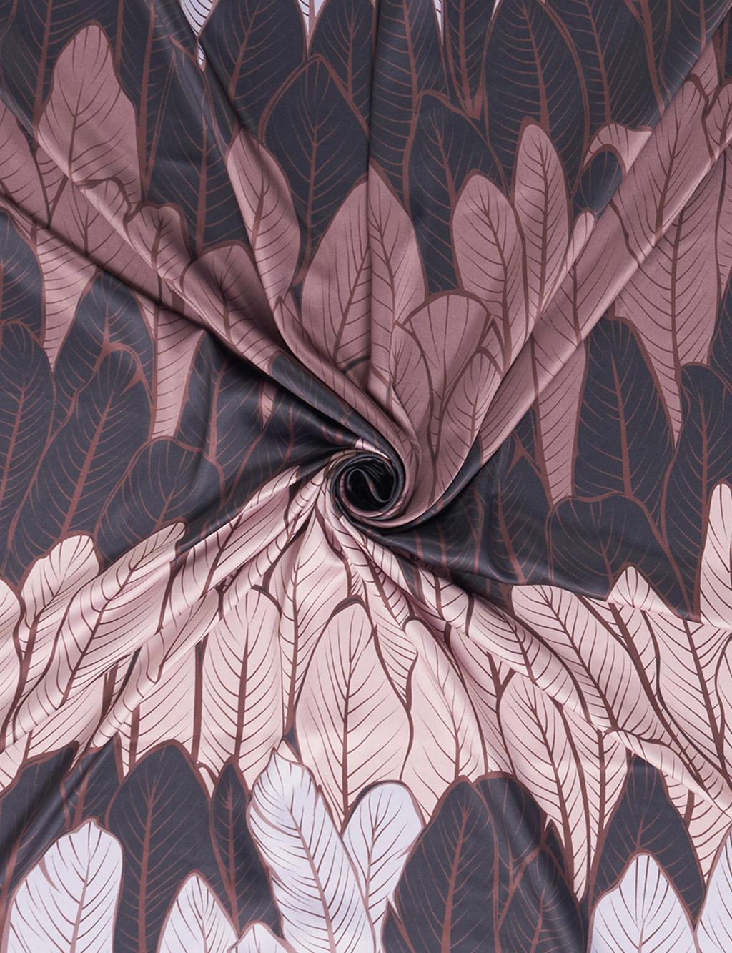 Leaf Pattern Scarf Black