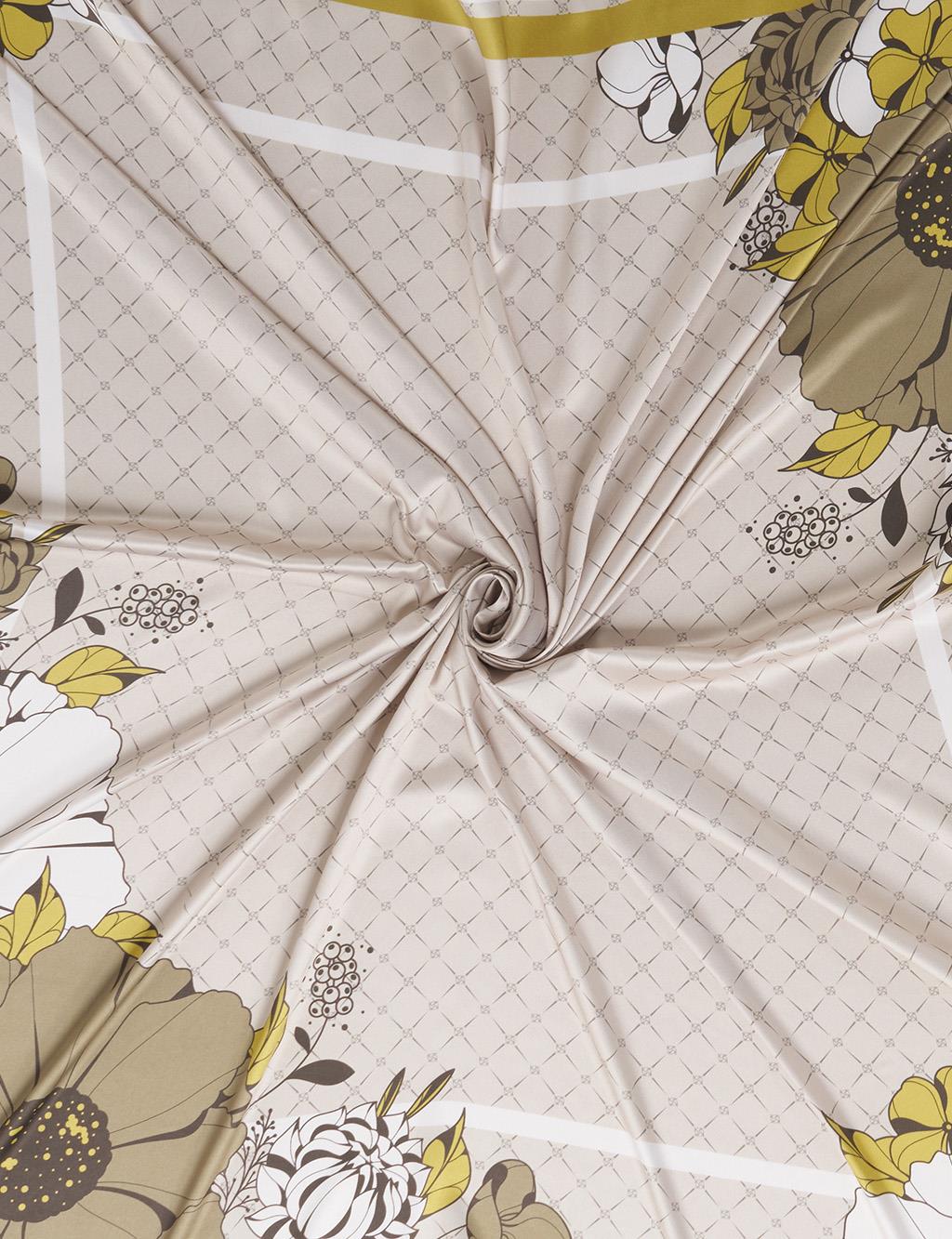 Floral Frame Pattern Scarf Olive