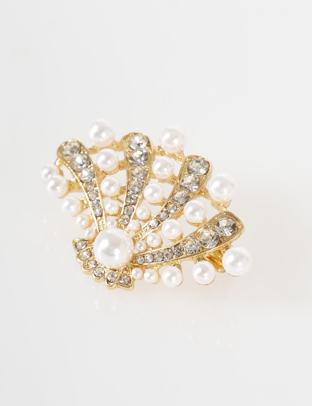 Pearl Detail Oyster Figure Brooch Gold