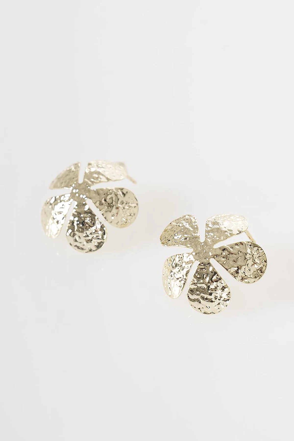 Textured Flower Earrings Gold