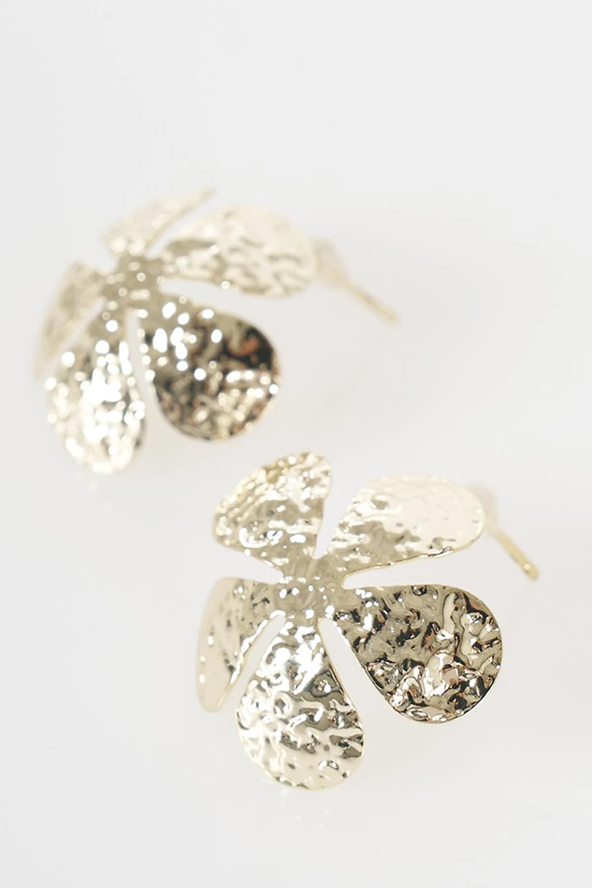 Textured Flower Earrings Gold