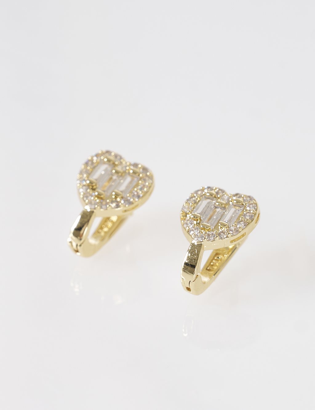 Heart-Shaped Earrings Gold
