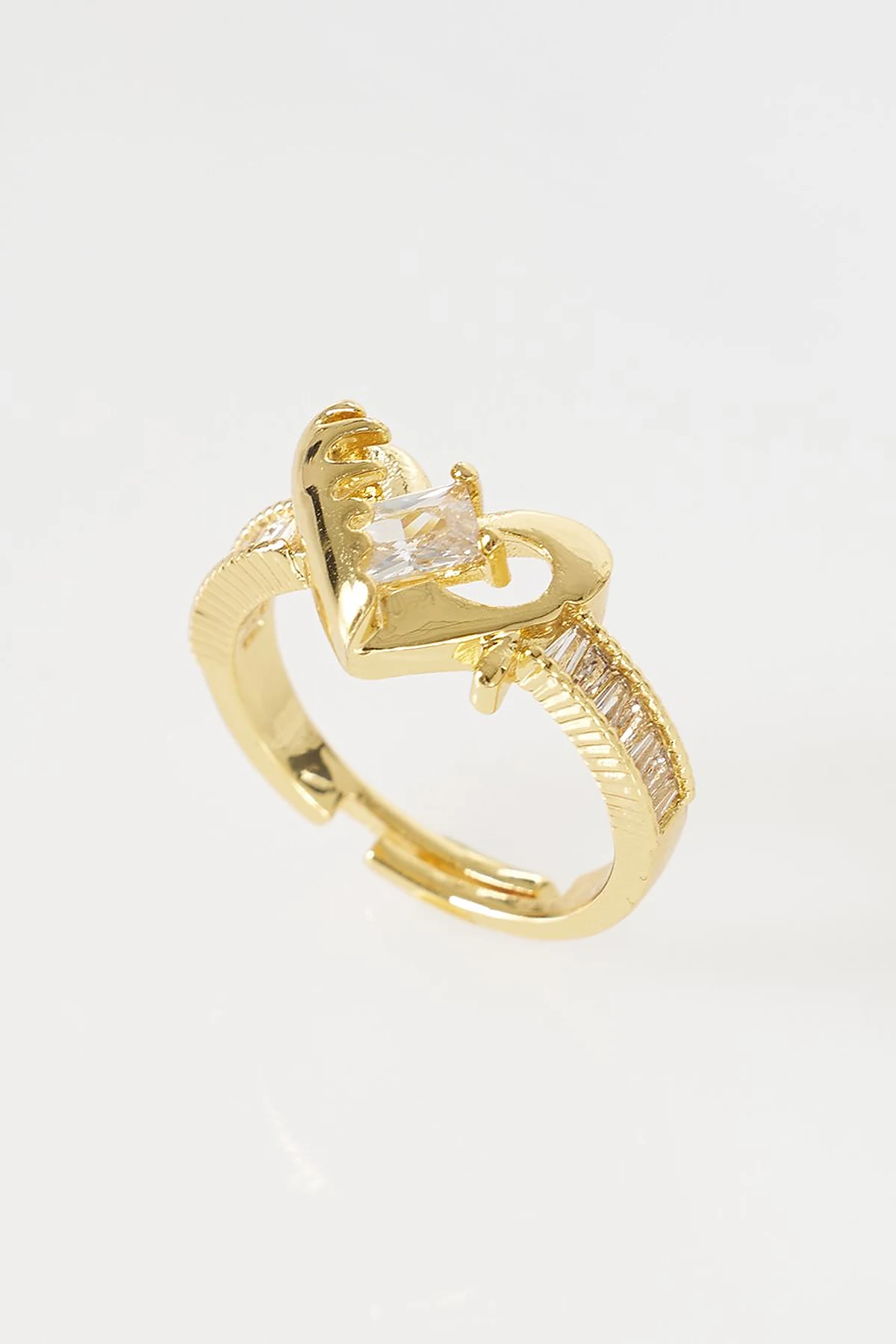 Heart Figure Ring Gold