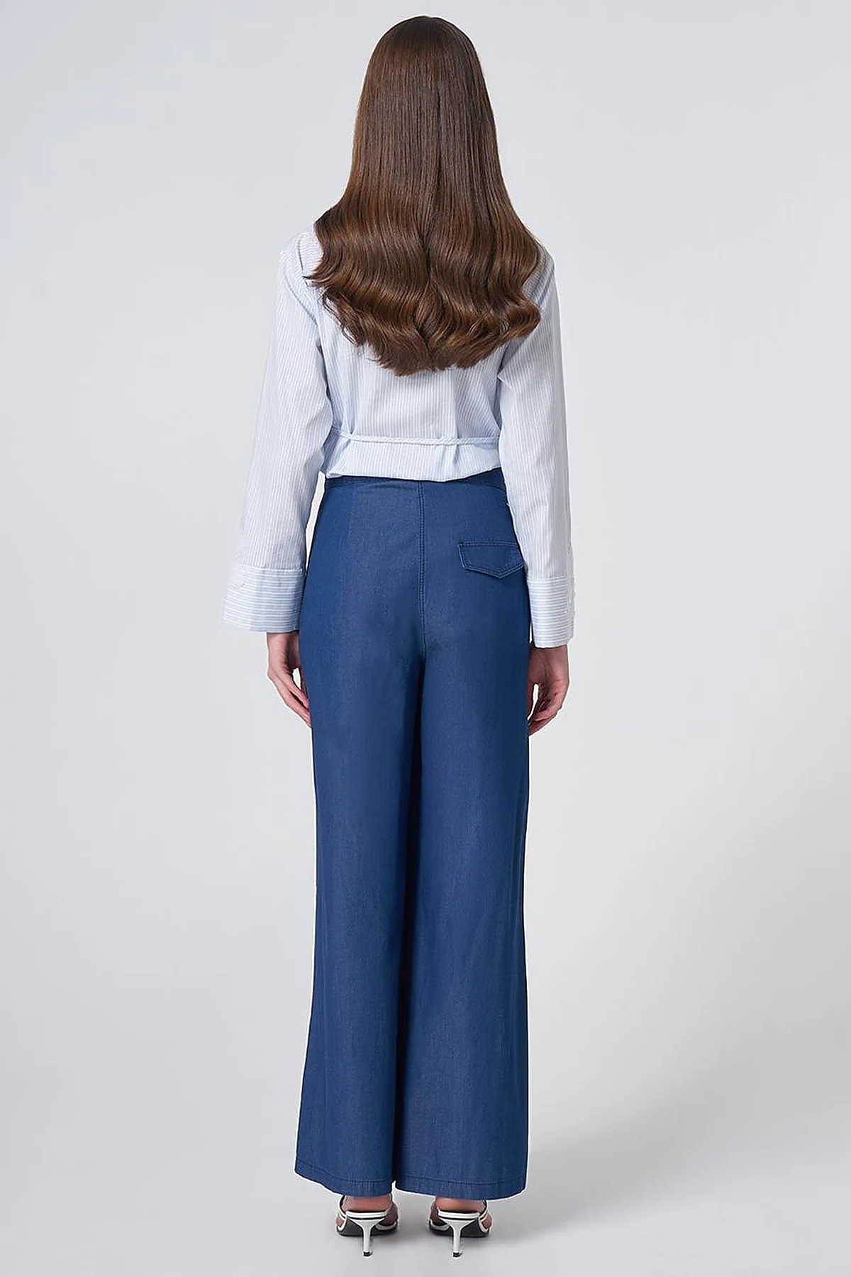 Button Detailed Pleated Trousers Indigo