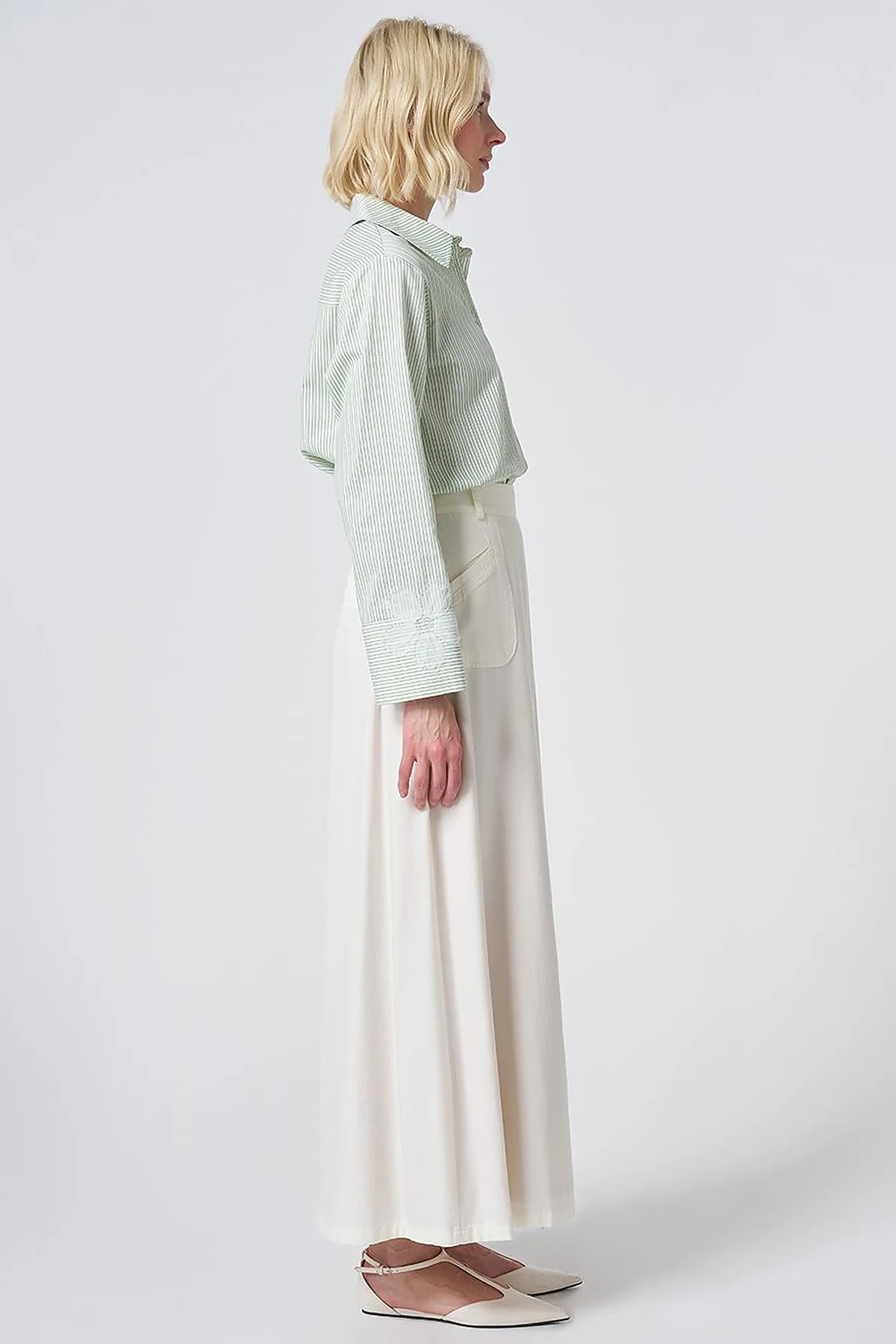 Patch Pocket Non-Denim Skirt Ecru