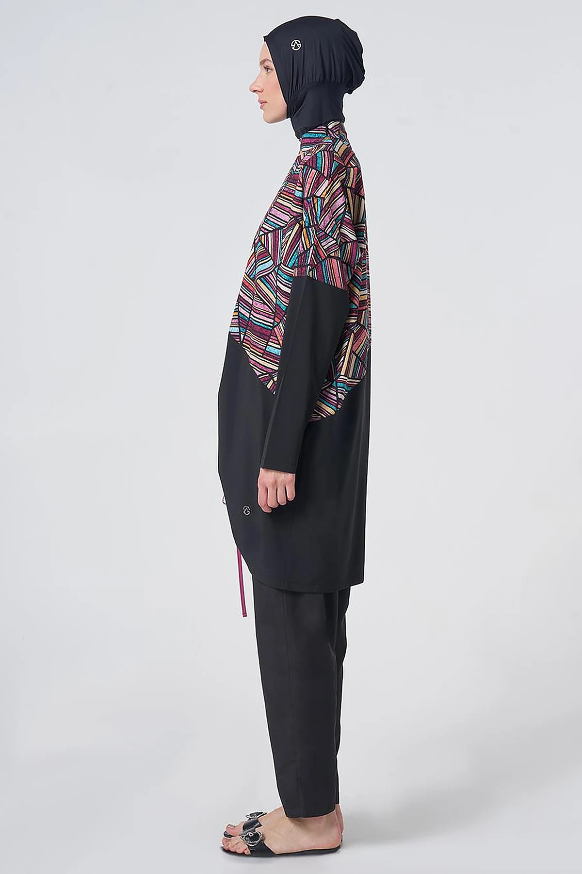 Geometric Pattern Modest Swimsuit - Black
