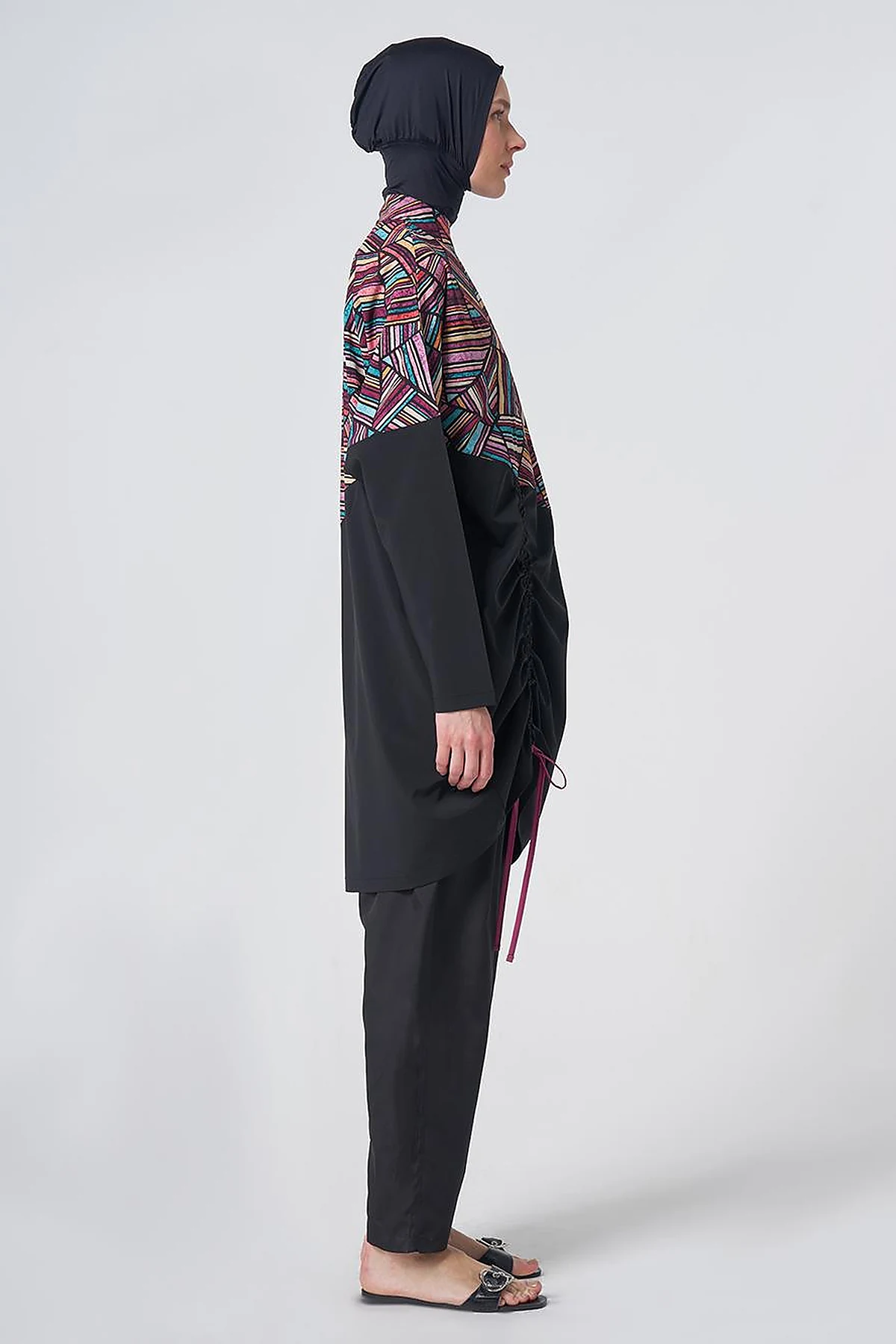 Geometric Pattern Modest Swimsuit - Black