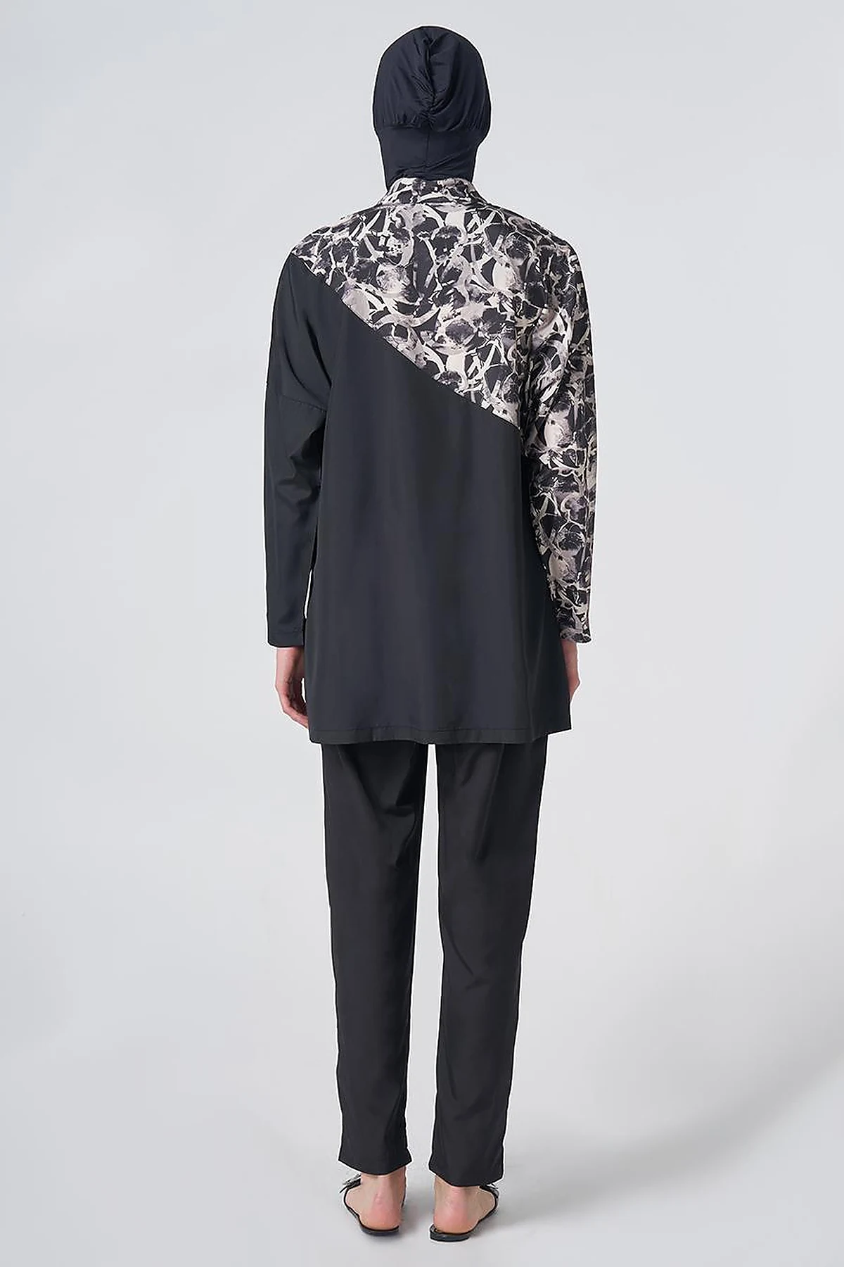 Marble Pattern Modest Swimsuit - Black
